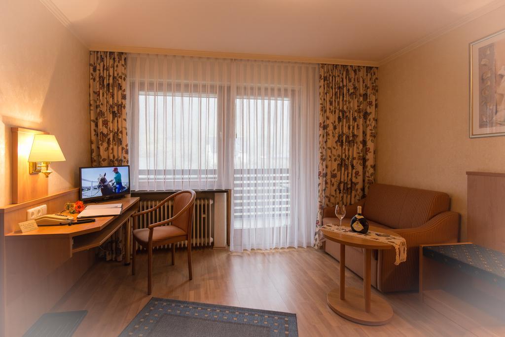 Gasthof Rodachtal Mit Gaestehaus Katharina Schwarzenbach am Wald Екстериор снимка